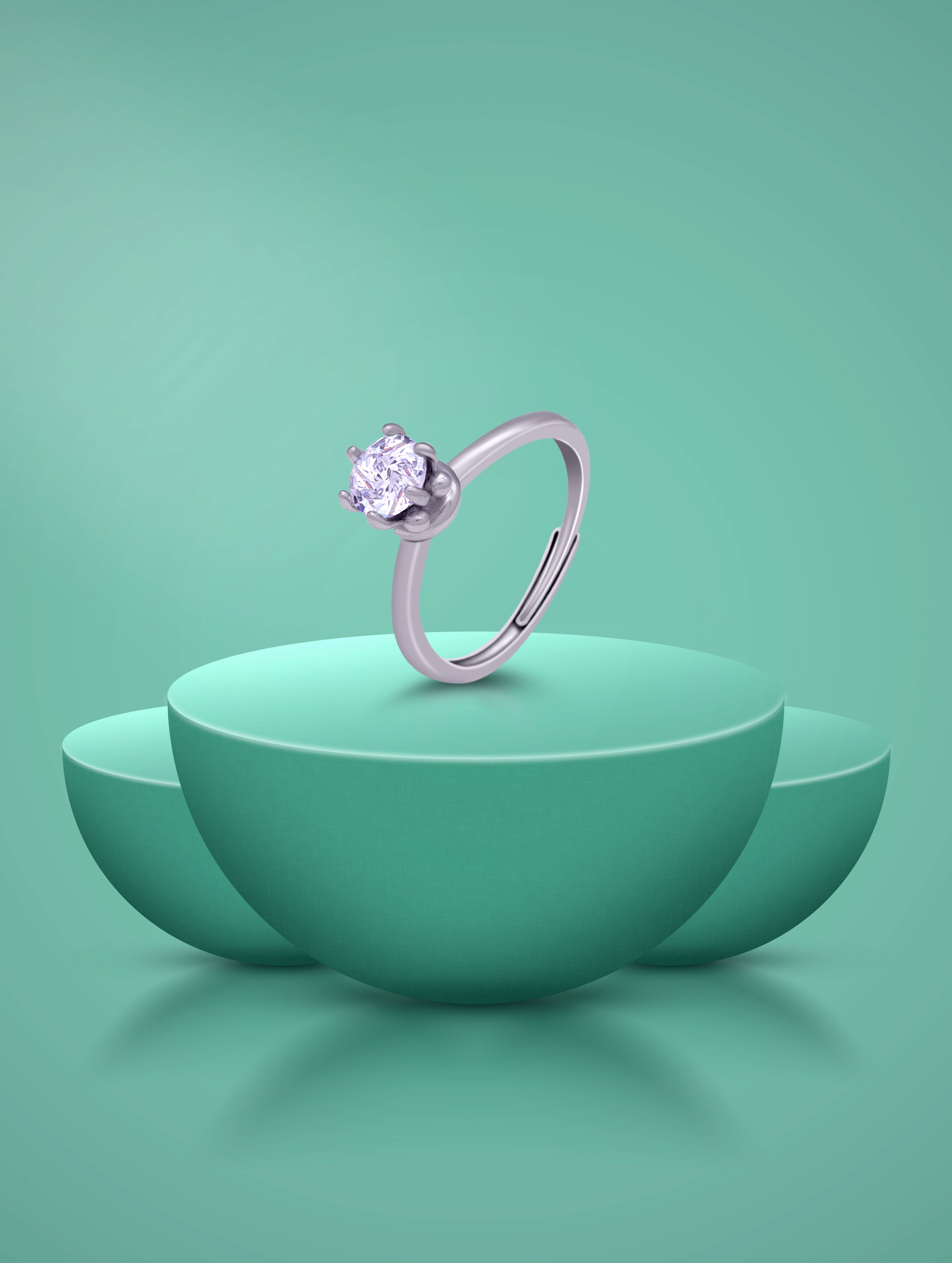 Solitaire Elegance Ring